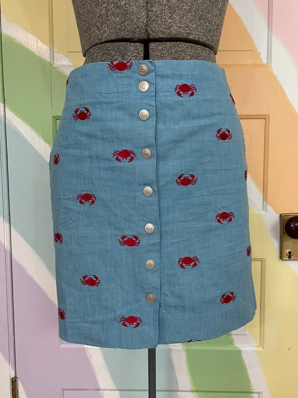 Lilly Pulitzer Chambray Embroidered Crab Snap Front Skirt White Label Sz 2 💛🎀